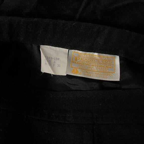 Vintage Pendleton Black Wool Pencil Skirt Size 6 - Picture 3 of 3